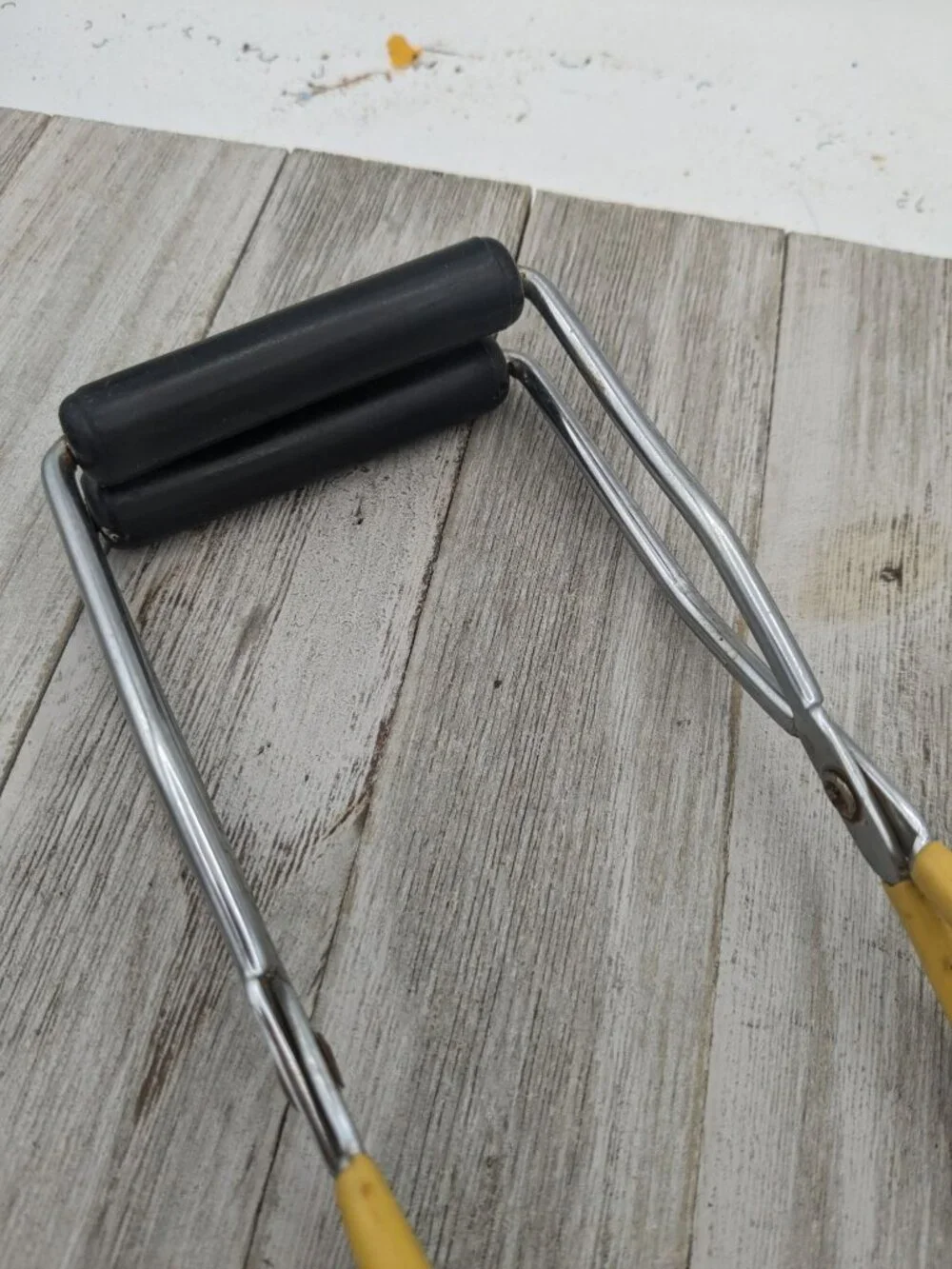 Vintage Canning Jar Grabber Tongs Lifter Black Handles Yellow Rubber Nylon